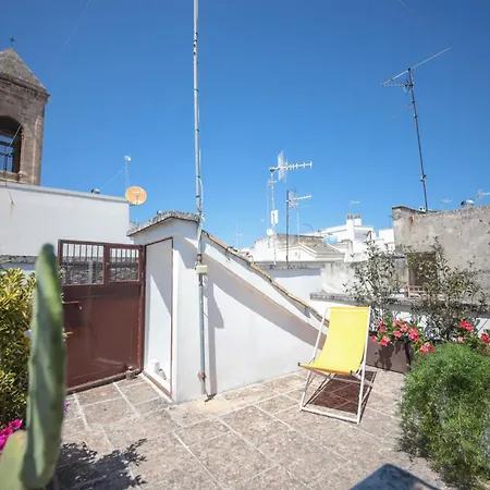 Alba Domus 펜션 콘베르사노