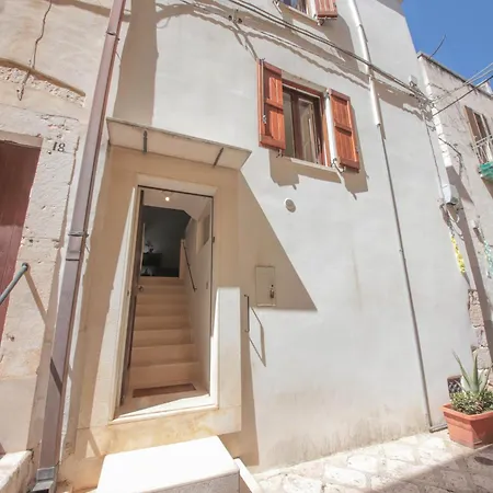 Alba Domus Holiday home *
