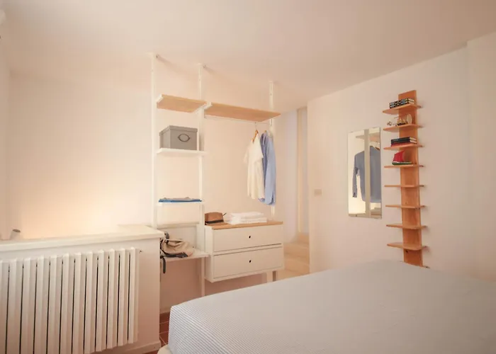 Alba Domus 孔韦尔萨诺